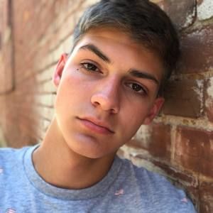 Meet your Posher, Joey